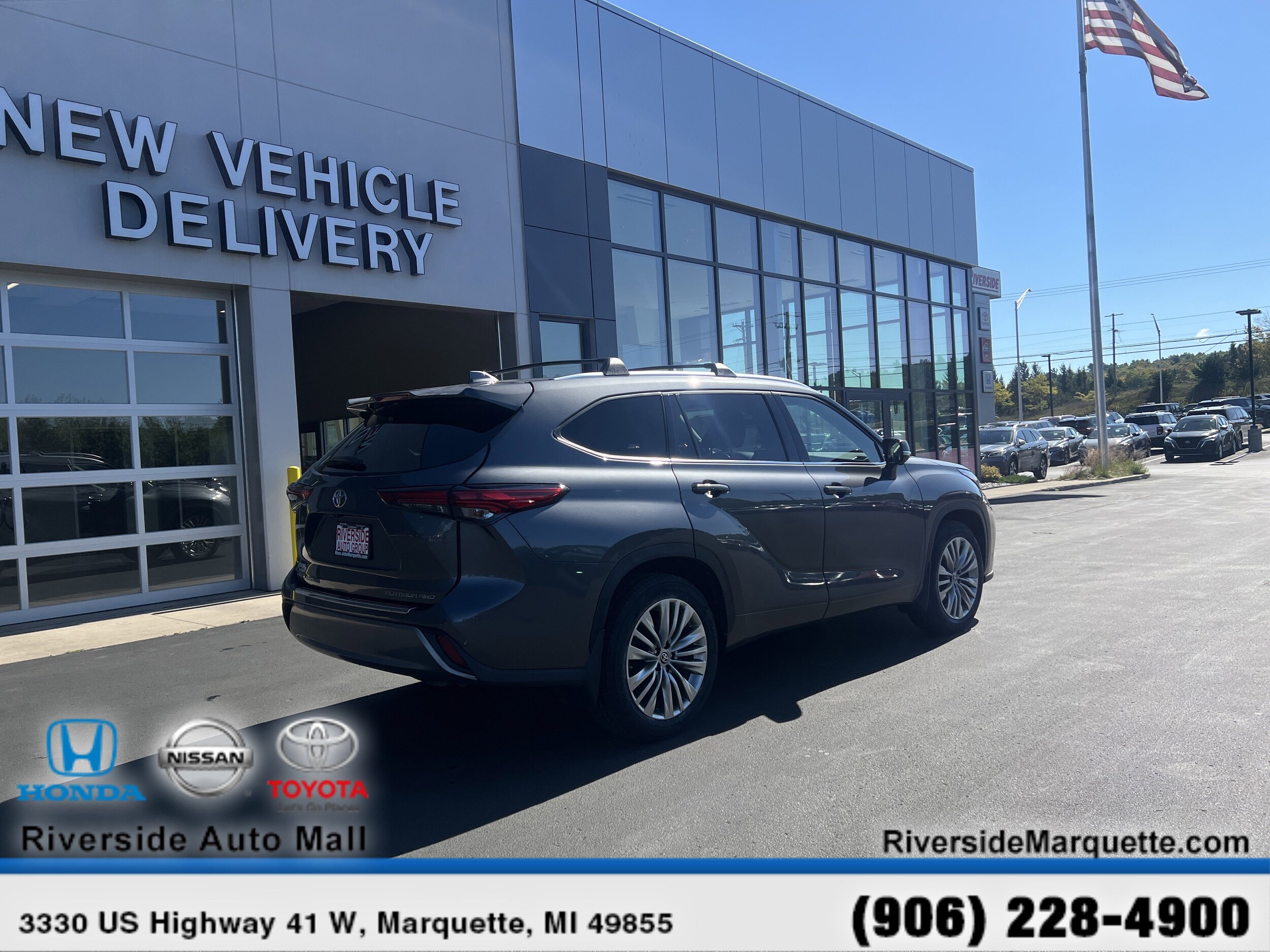 2023 Toyota Highlander Platinum - Photo 9