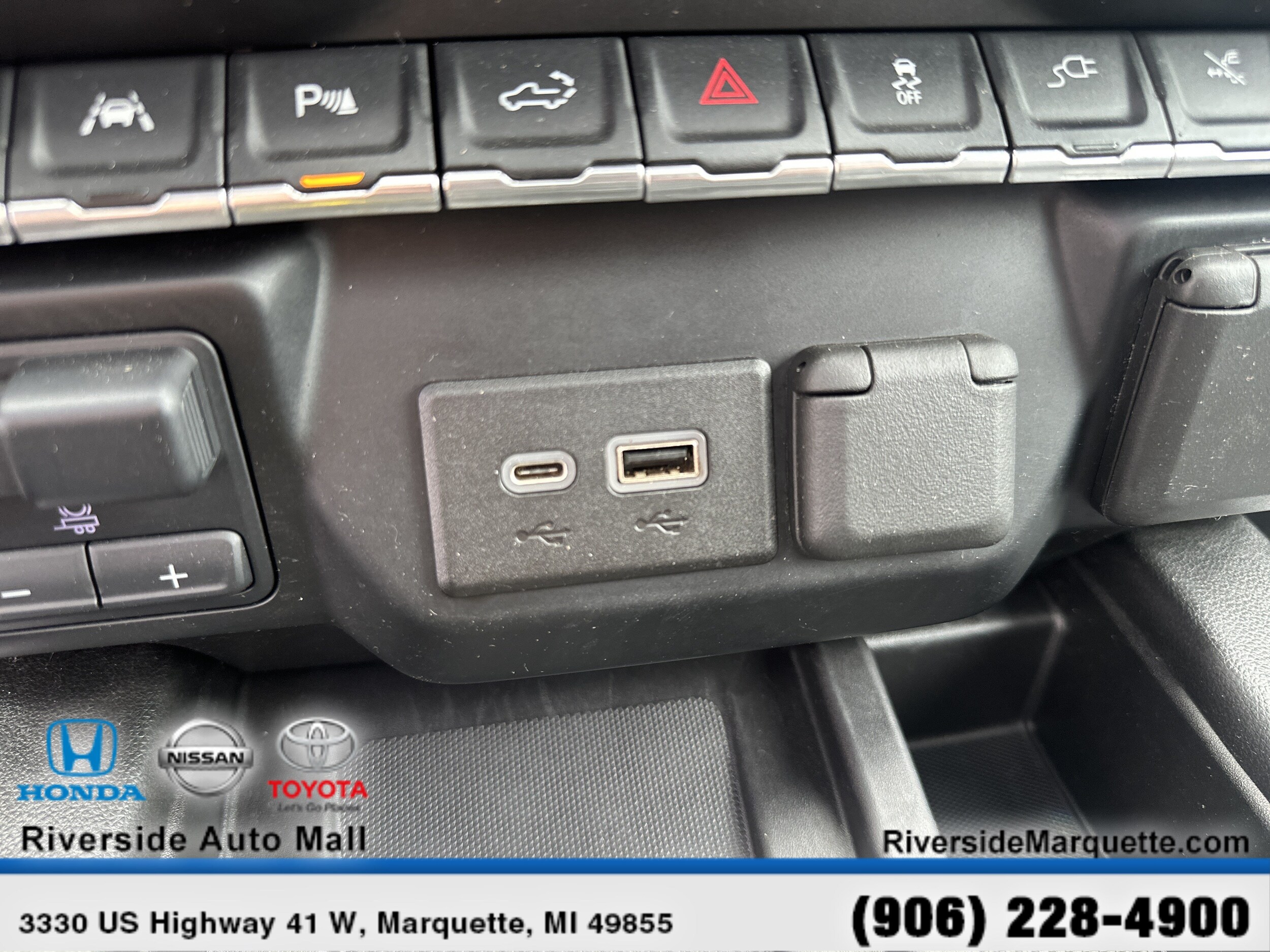 2021 Chevrolet Silverado 1500 High Country - Photo 18