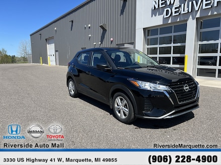 2023 Nissan Kicks S FWD