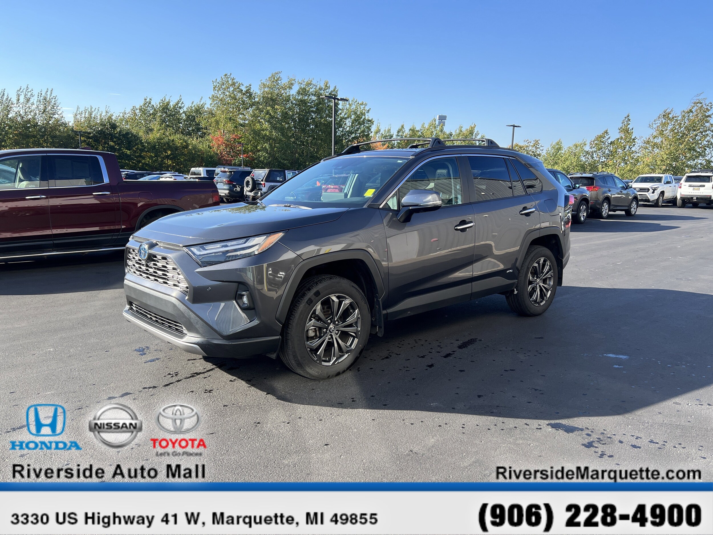 2023 Toyota RAV4 Hybrid Limited photo 3
