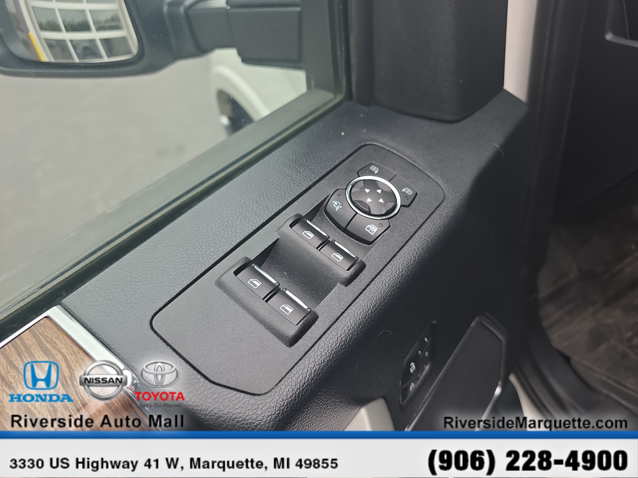 2020 Ford F-150 Lariat - Photo 24