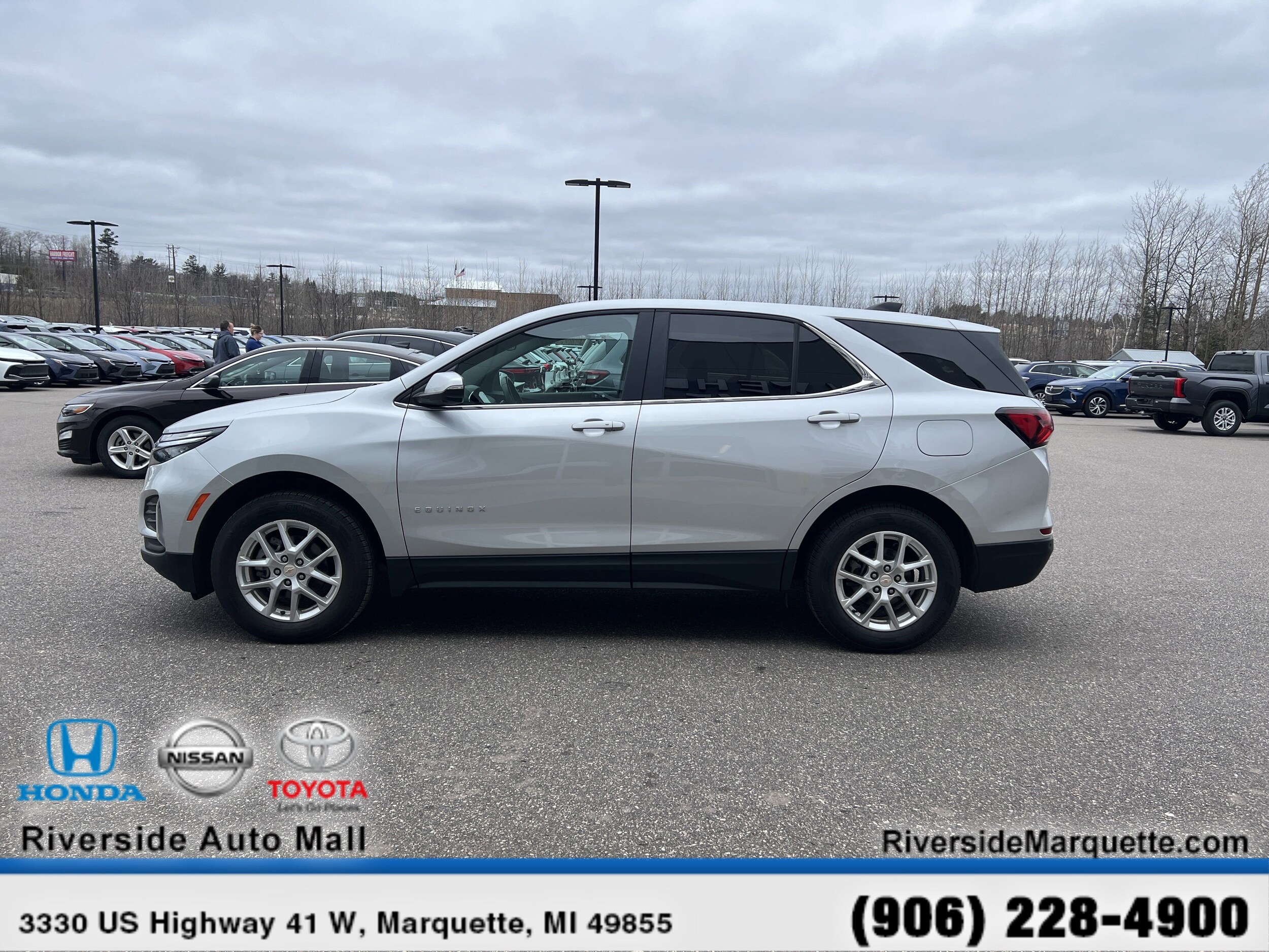 2022 Chevrolet Equinox LT photo 4