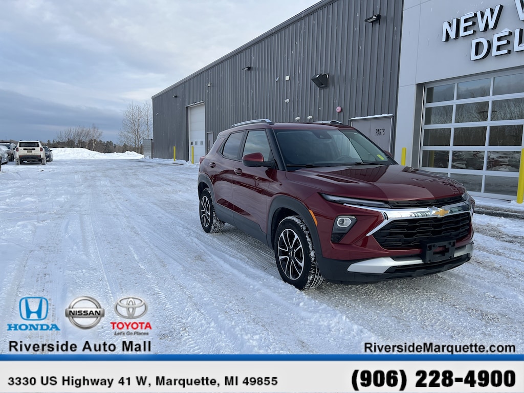 Used 2025 Chevrolet Trailblazer AWD LT