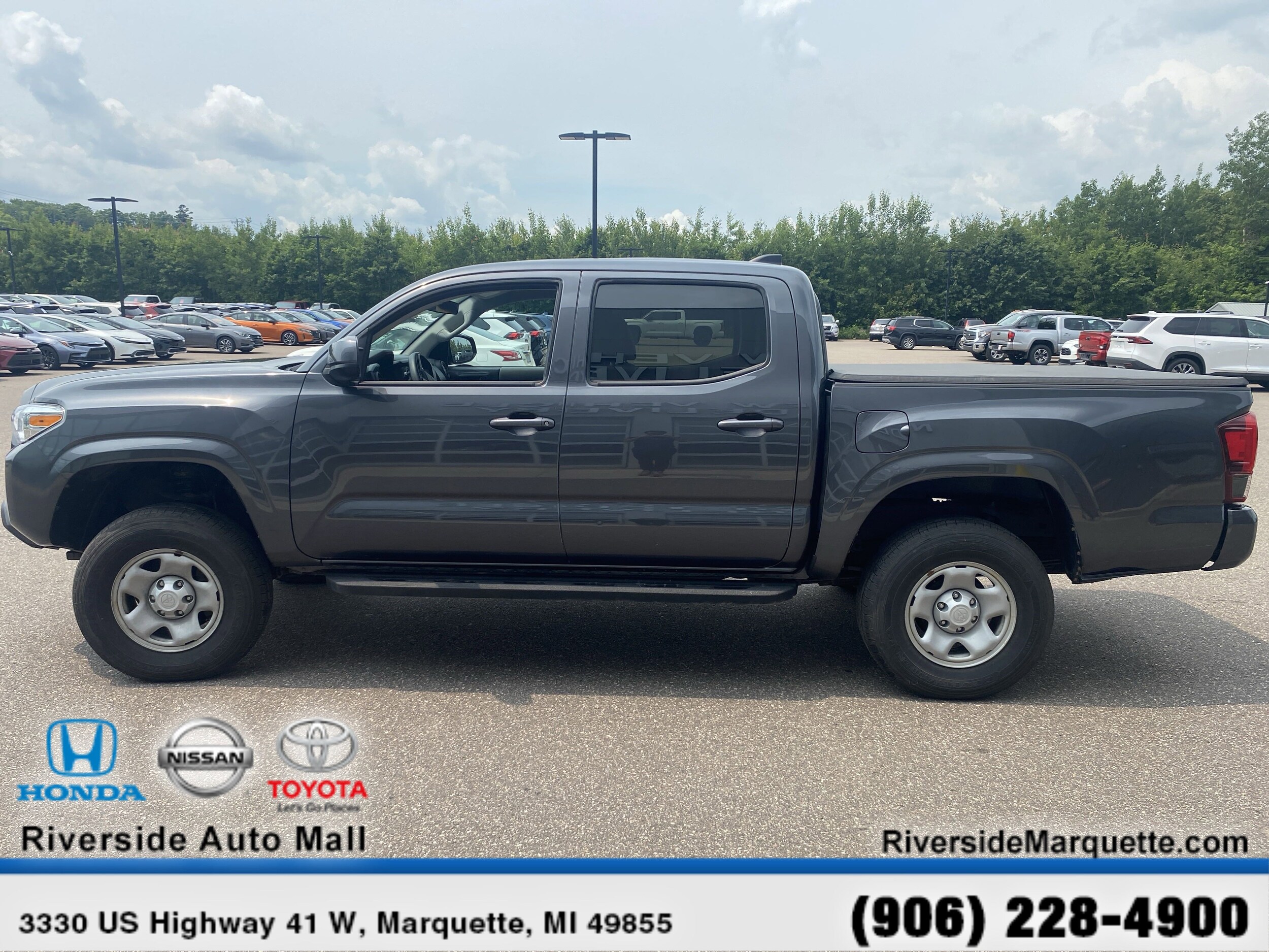2022 Toyota Tacoma SR Double Cab V6 photo 4