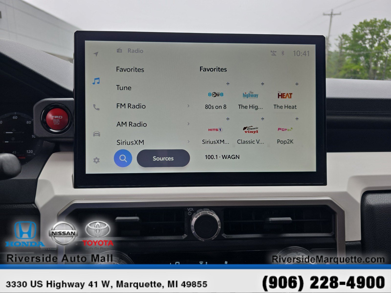 2024 Toyota Tacoma SR5 - Photo 17