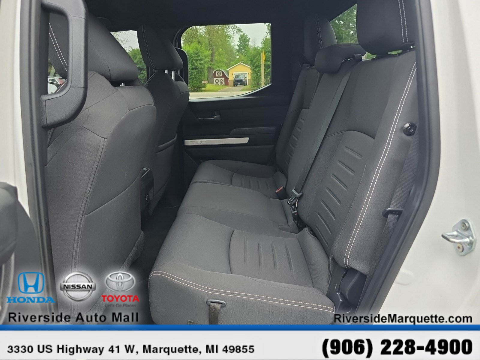 2024 Toyota Tacoma SR5 - Photo 24