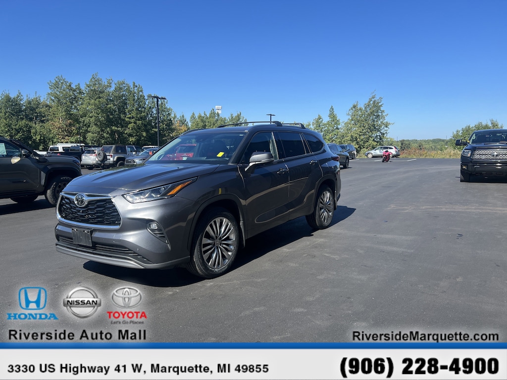 Certified 2023 Toyota Highlander  Platinum AWD