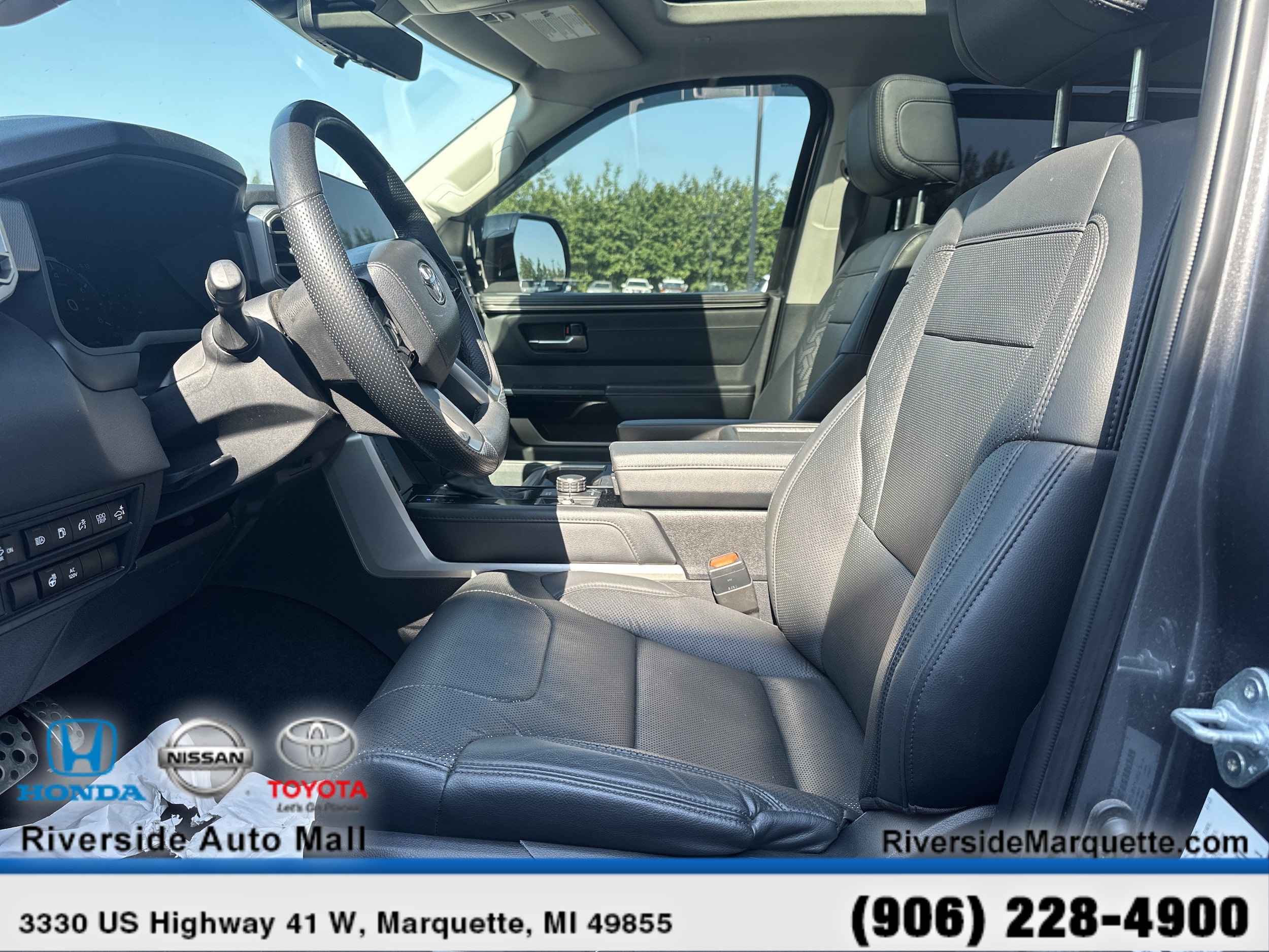2024 Toyota Tundra Limited - Photo 15