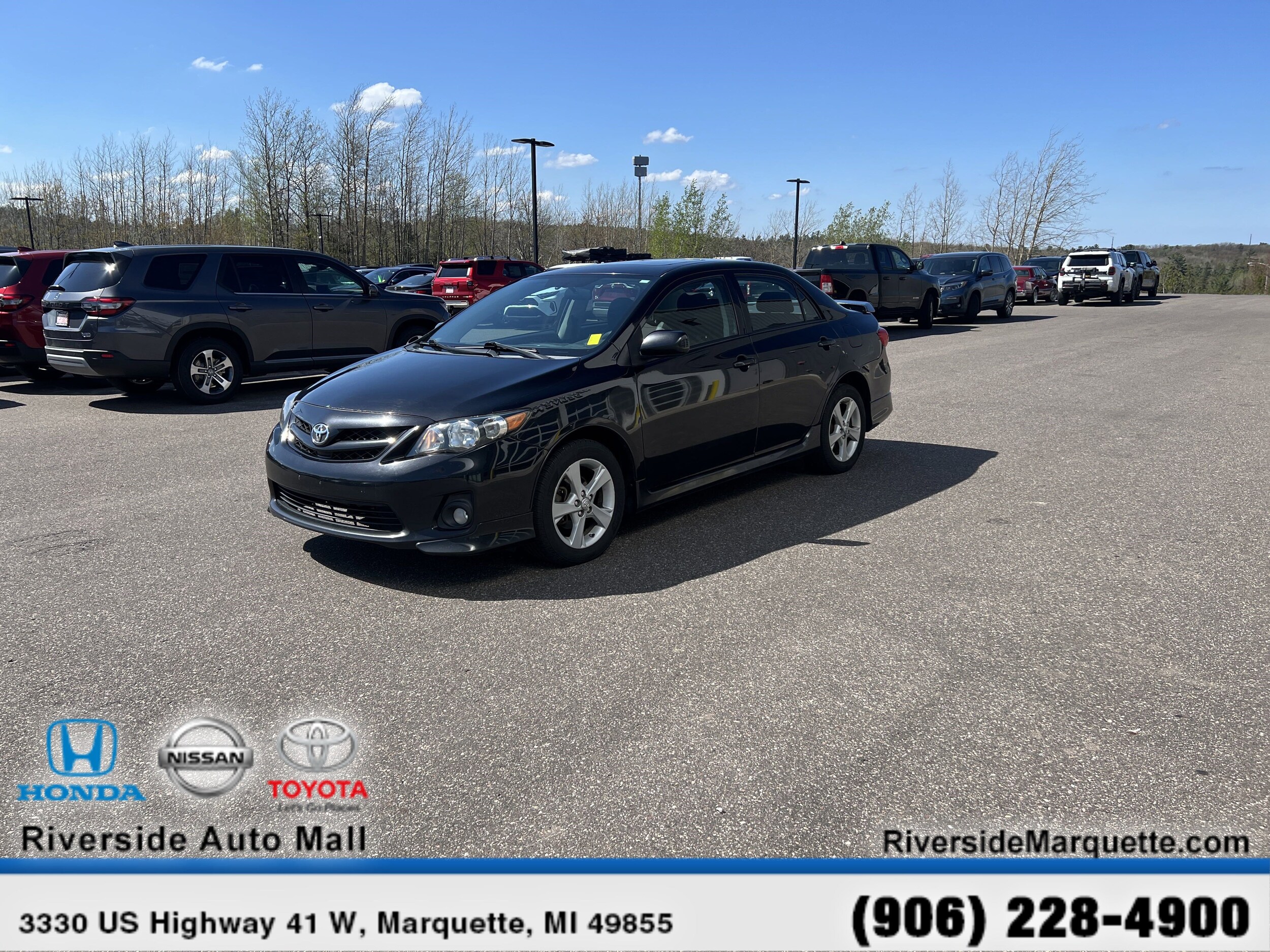 2011 Toyota Corolla S photo 3