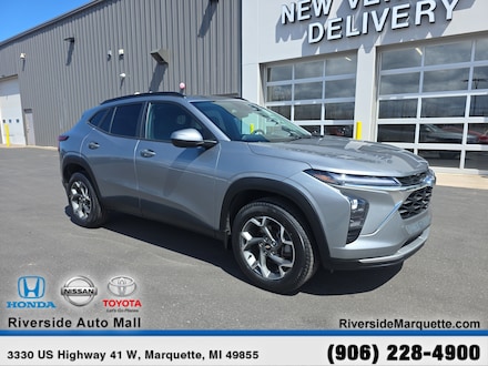 2024 Chevrolet Trax FWD  LT