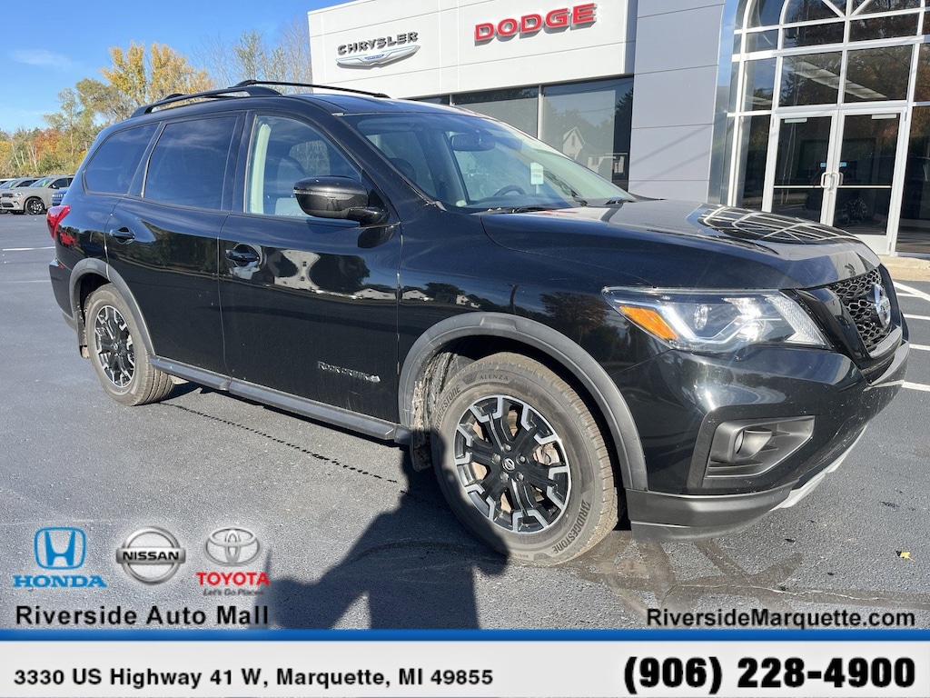 Used 2020 Nissan Pathfinder 4x4 SV