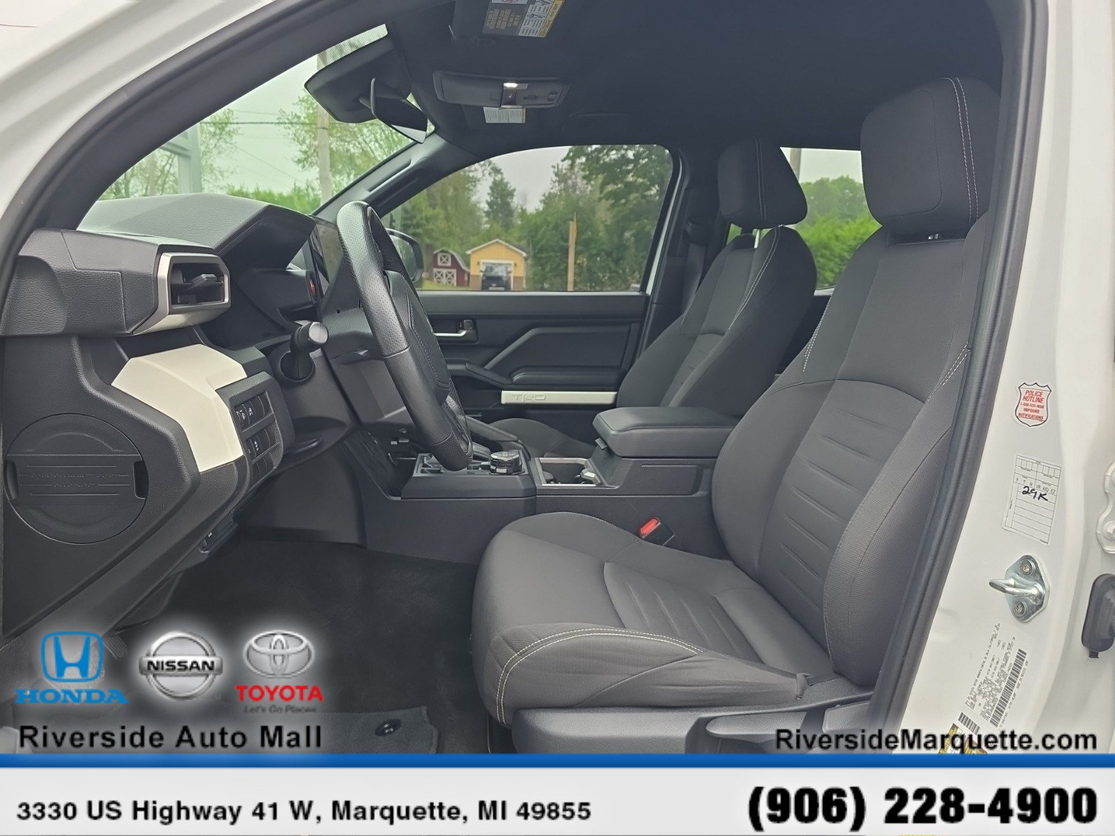 2024 Toyota Tacoma SR5 - Photo 15