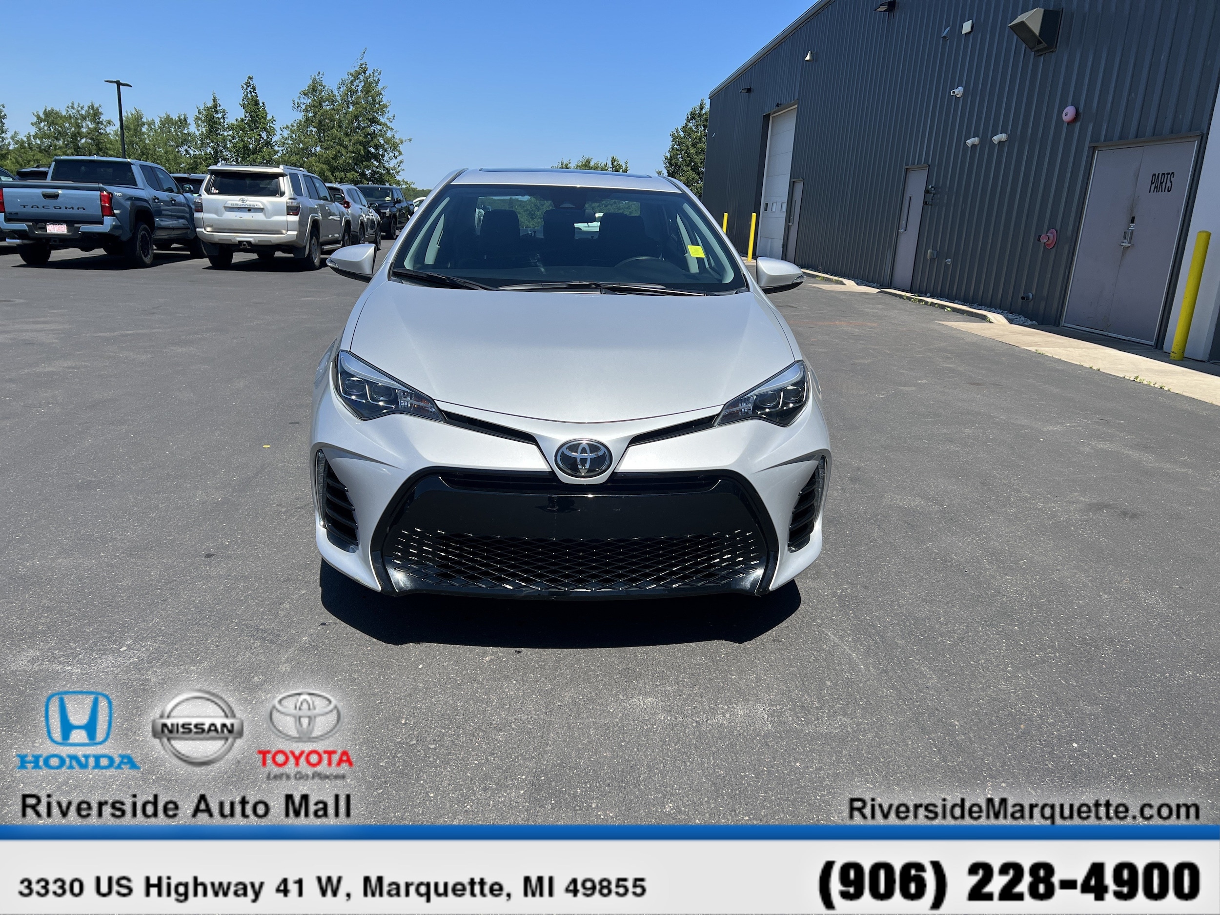 Certified 2018 Toyota Corolla SE with VIN 2T1BURHE7JC018293 for sale in Marquette, MI