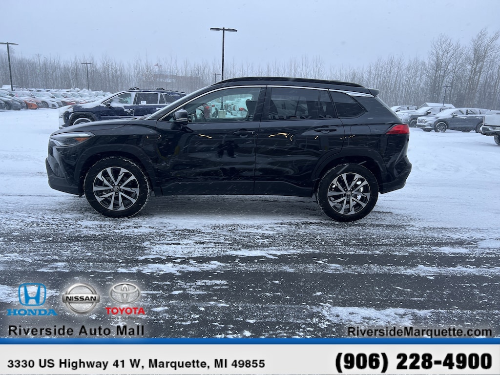 Certified 2022 Toyota Corolla Cross XLE 2WD