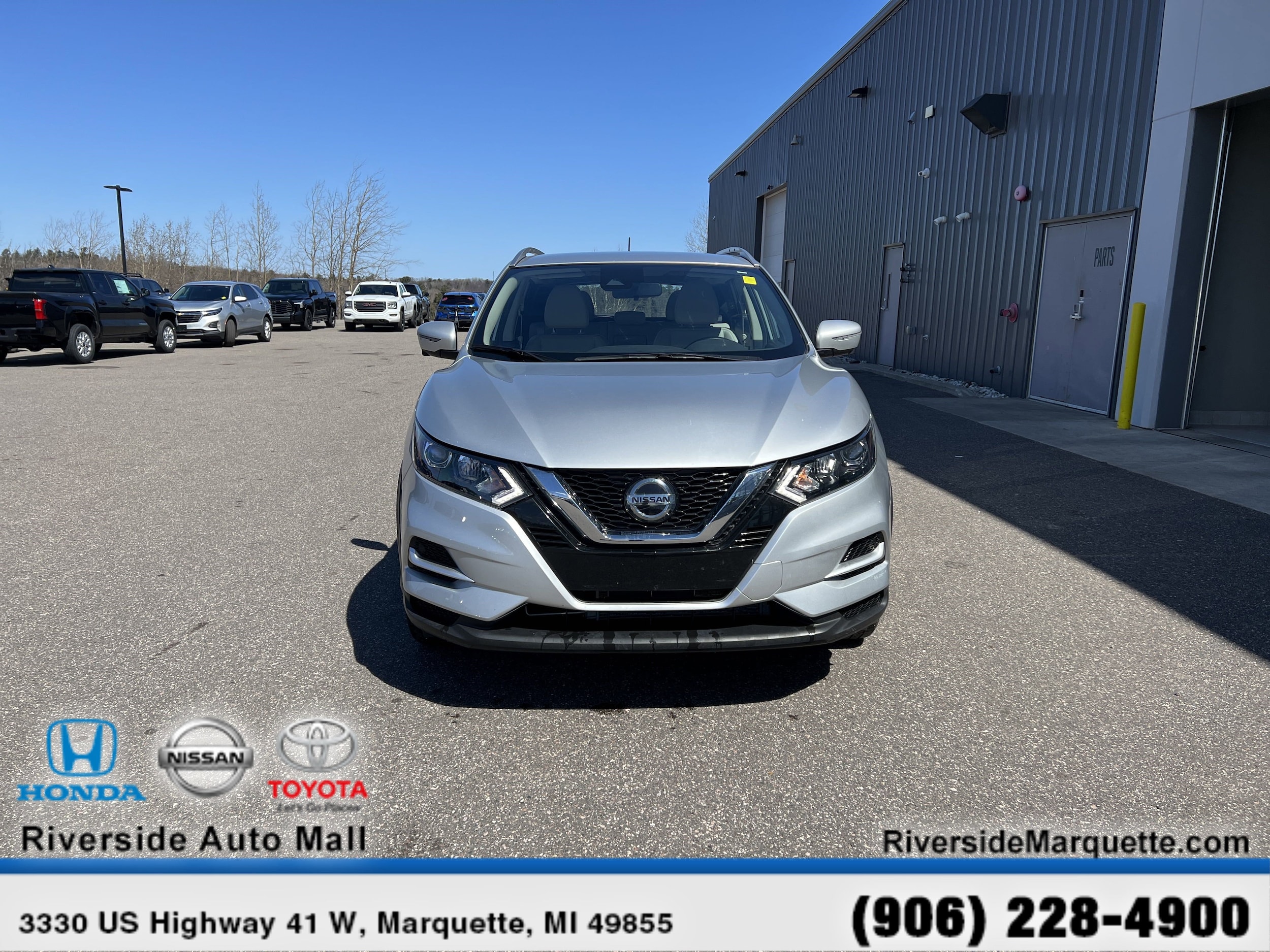 Certified 2022 Nissan Rogue Sport SL with VIN JN1BJ1CW3NW489352 for sale in Iron Mountain, MI