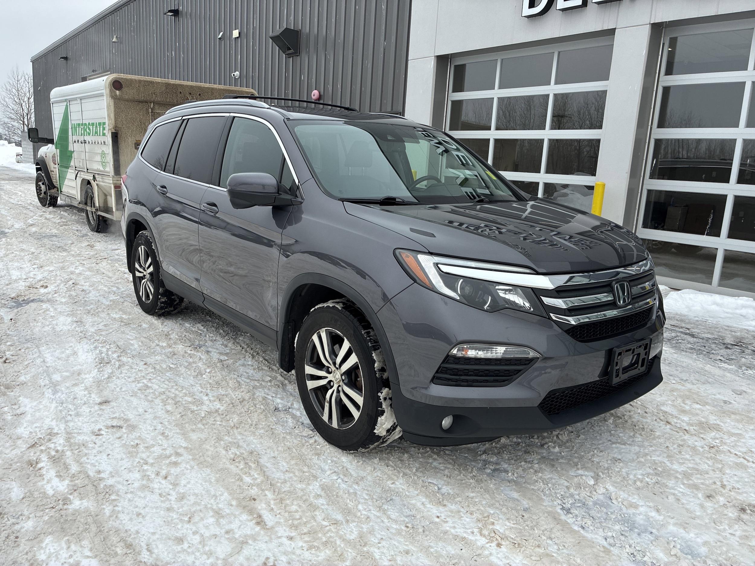 2017 Honda Pilot EX-L's photo