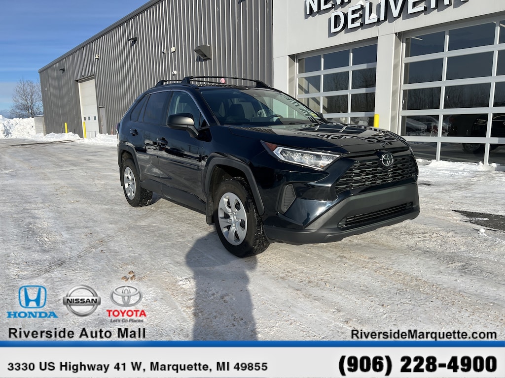 Used 2021 Toyota RAV4 LE AWD