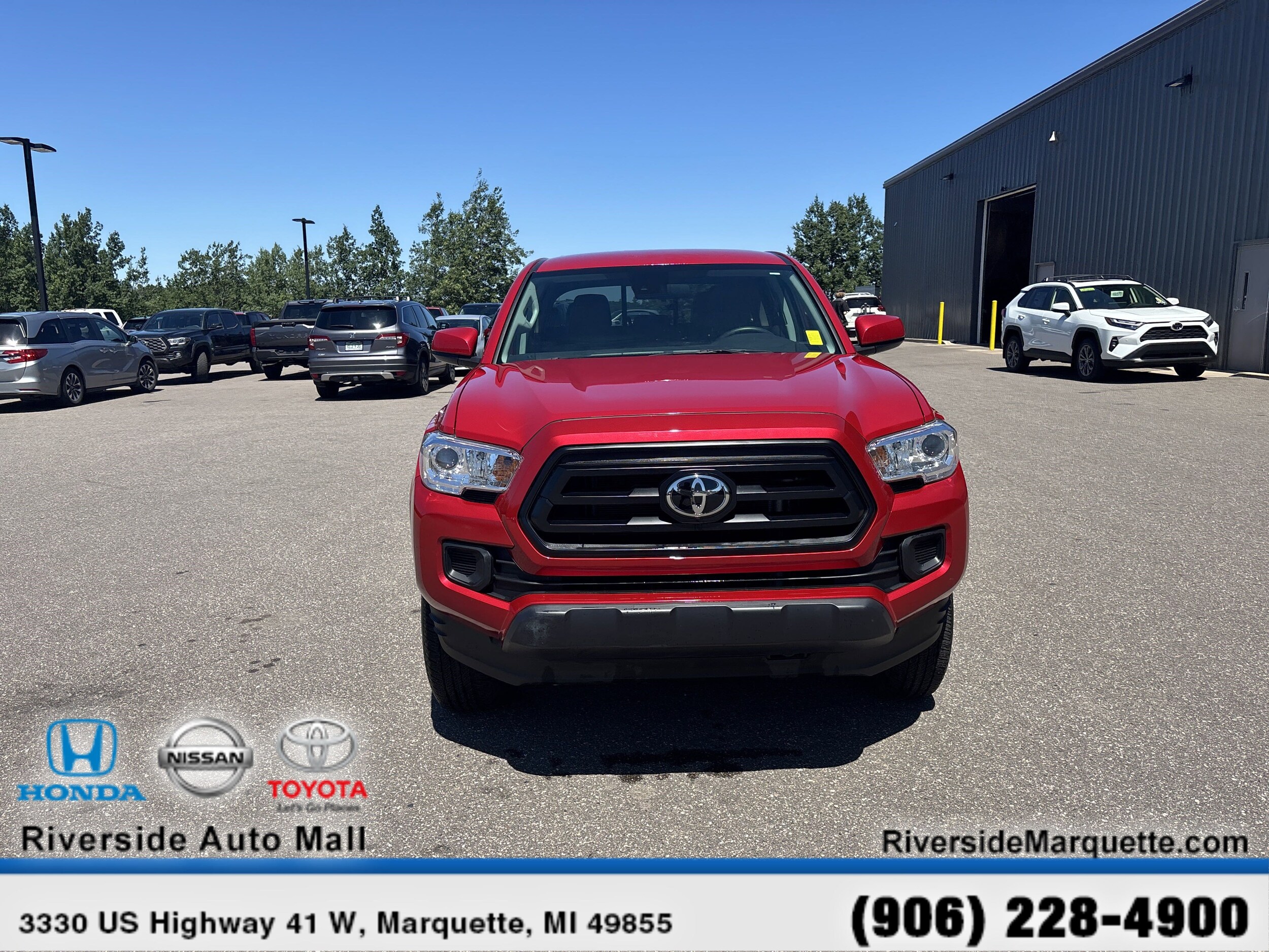 2023 Toyota Tacoma SR Double Cab V6 photo 2
