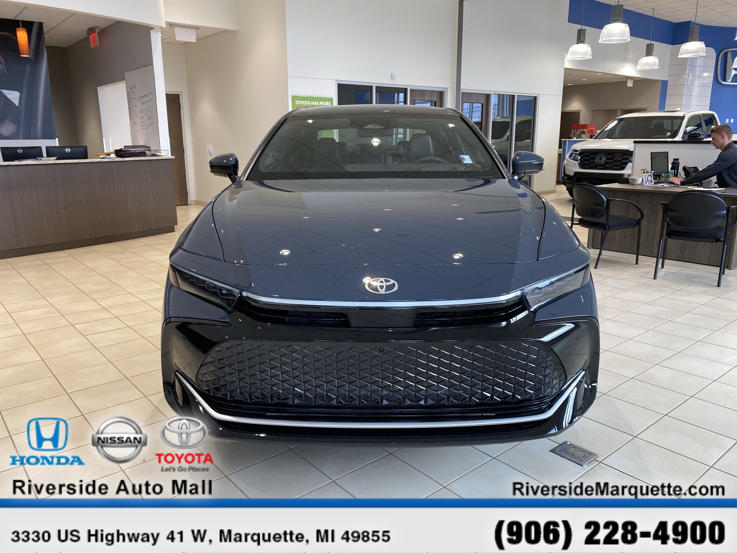 2025 Toyota Crown Platinum photo 2