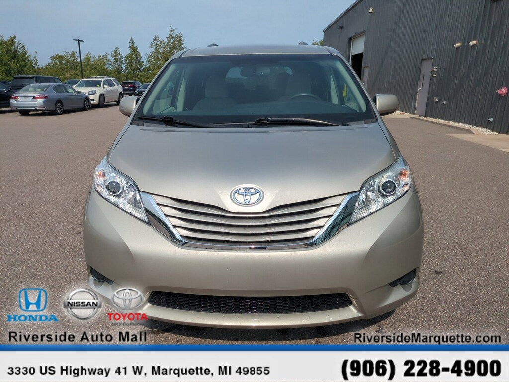 Used 2017 Toyota Sienna For Sale Escanaba MI 5TDKZ3DC1HS777638