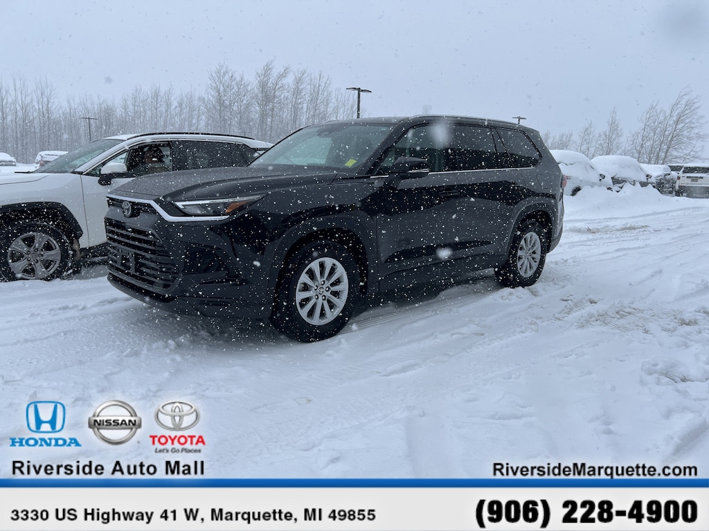 Used 2025 Toyota Grand Highlander XLE AWD