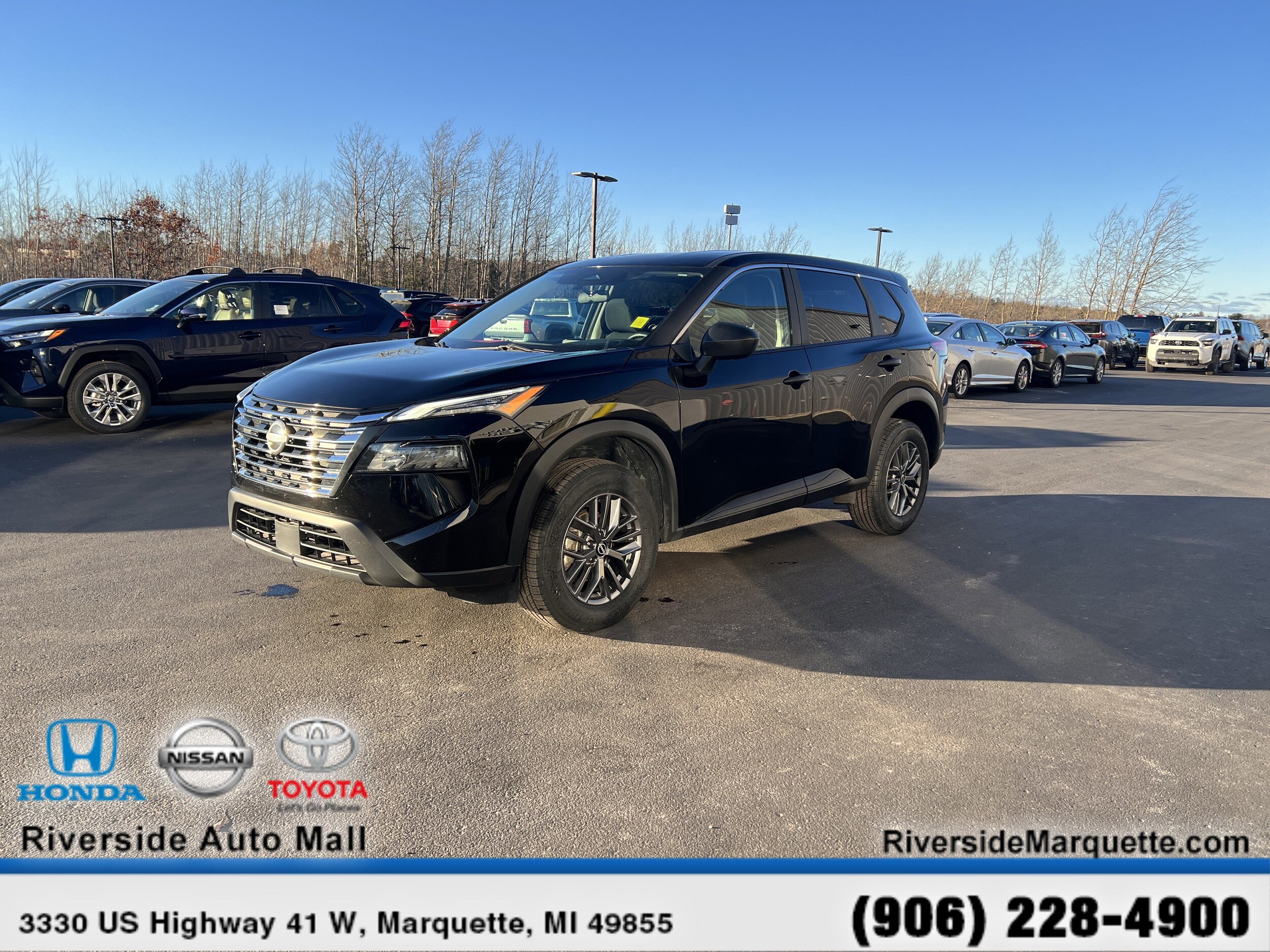 2024 Nissan Rogue S photo 2