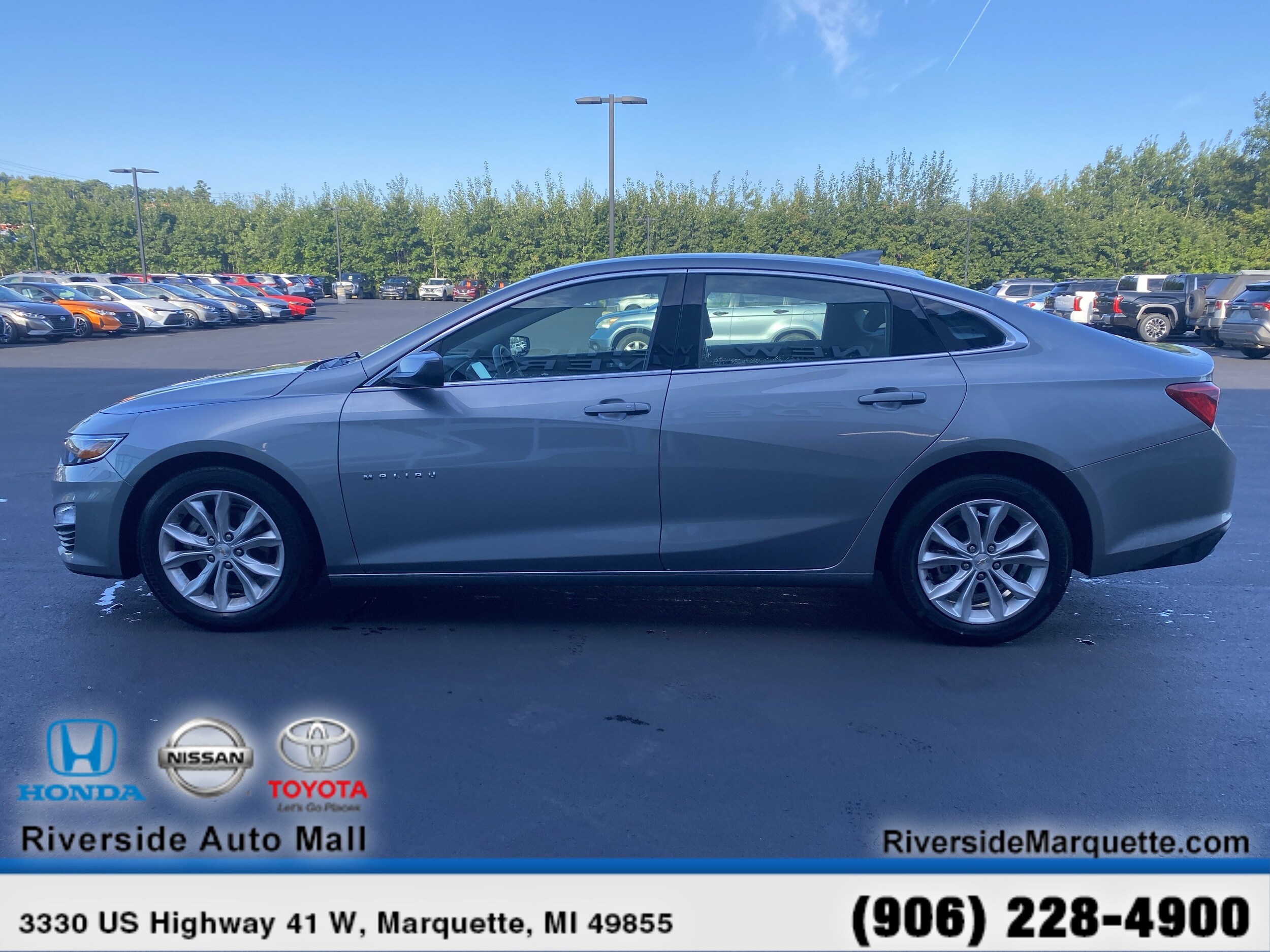 2025 Chevrolet Malibu 1LT photo 4