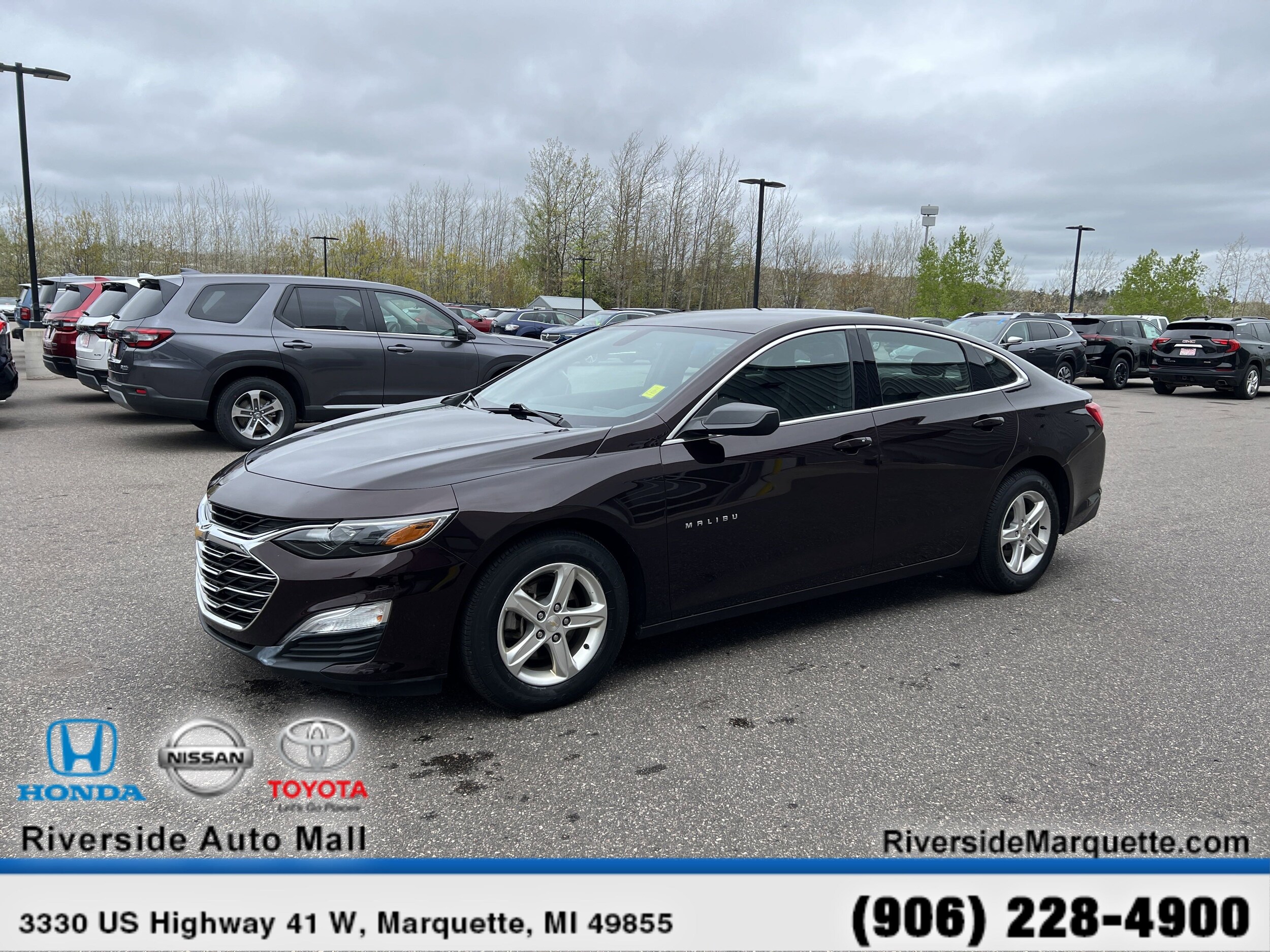 2020 Chevrolet Malibu photo 3
