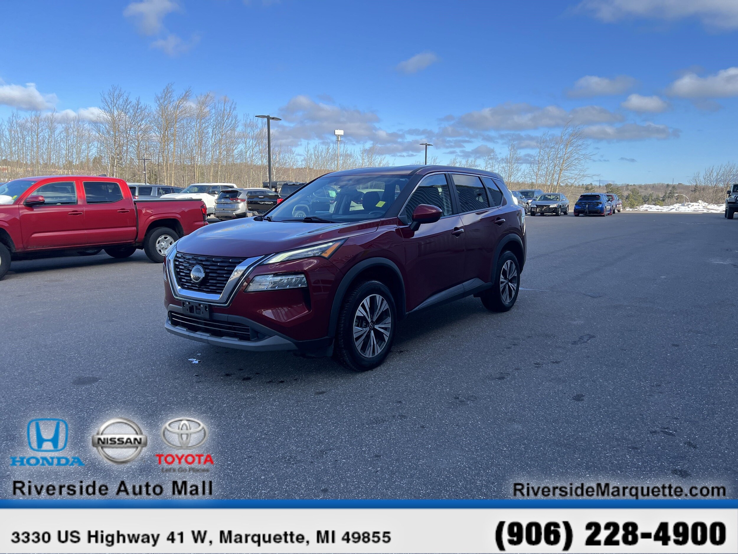 2023 Nissan Rogue SV photo 4