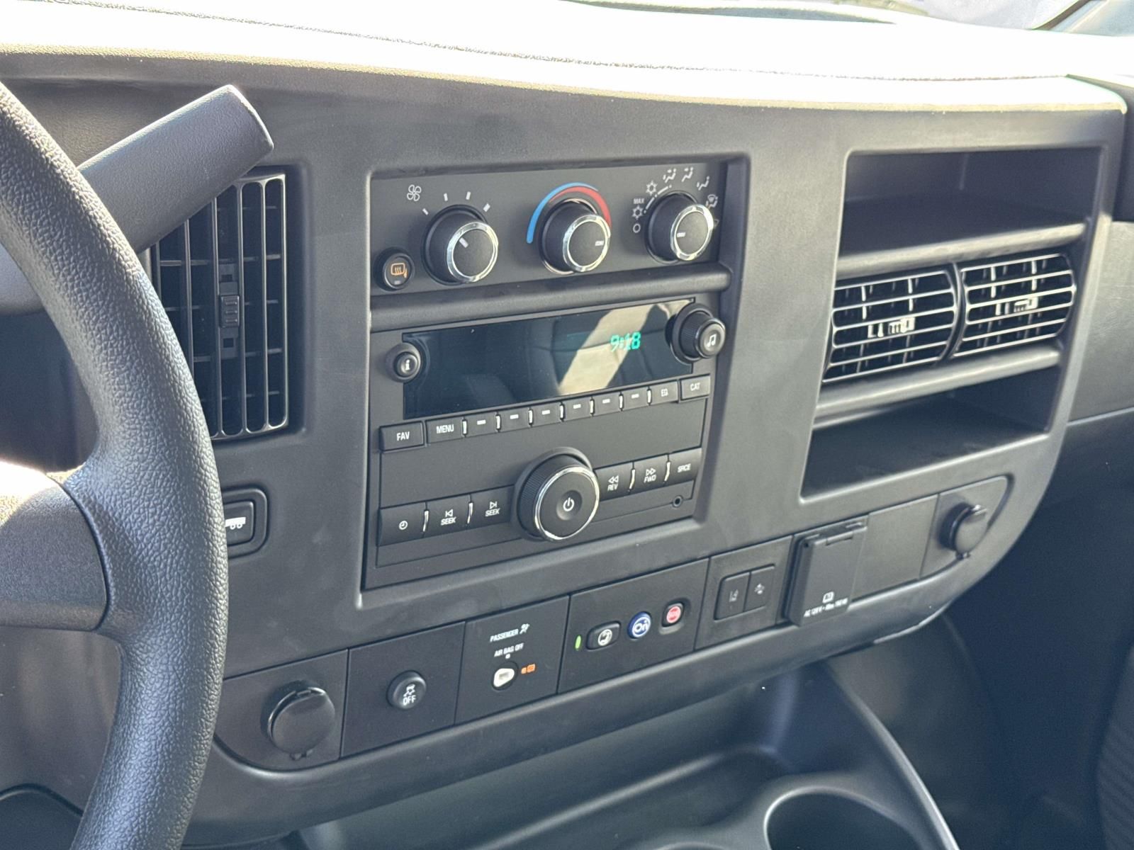 2025 Chevrolet Express Cargo Work Van - Photo 22