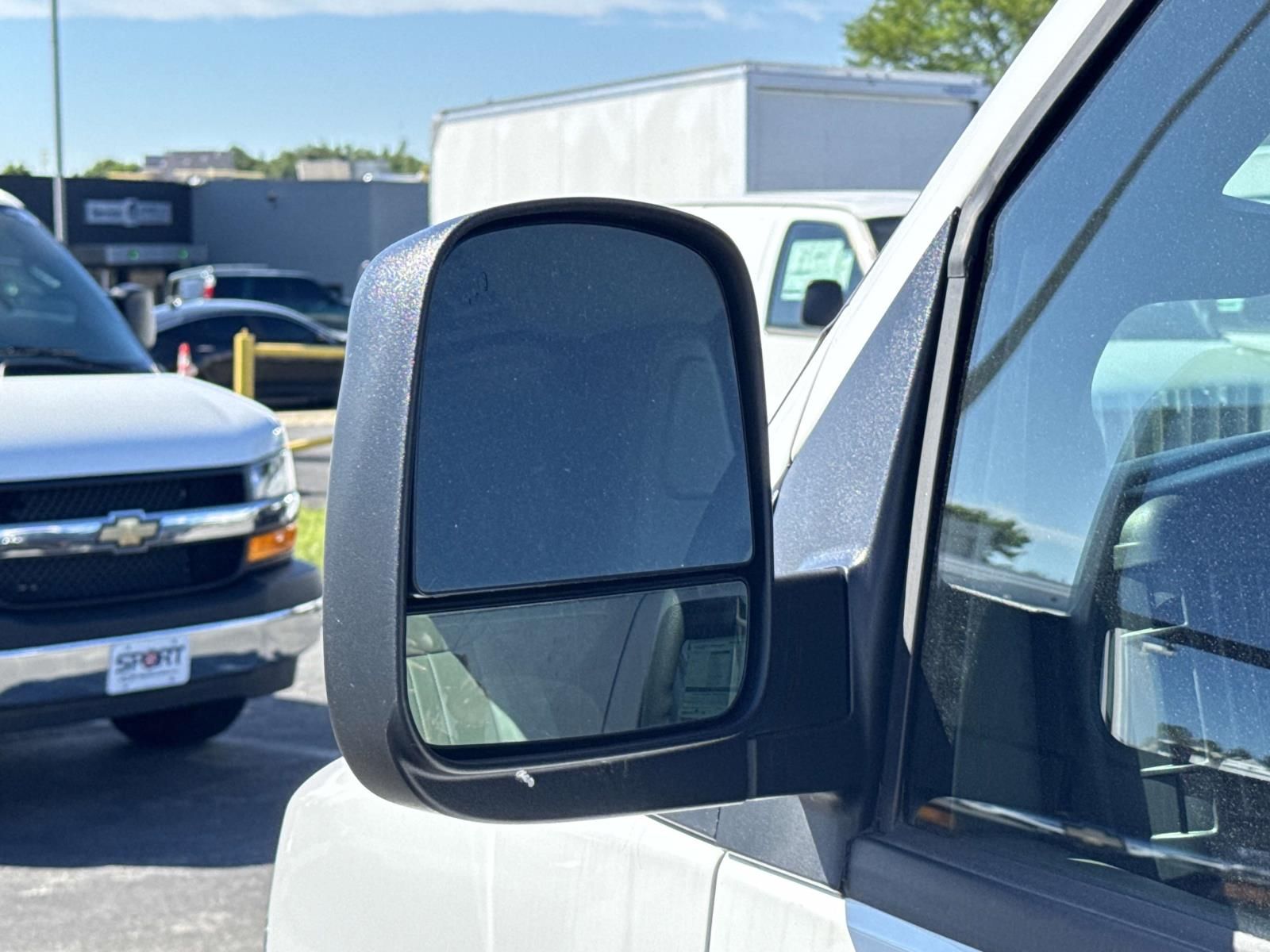 2025 Chevrolet Express Cargo Work Van - Photo 17