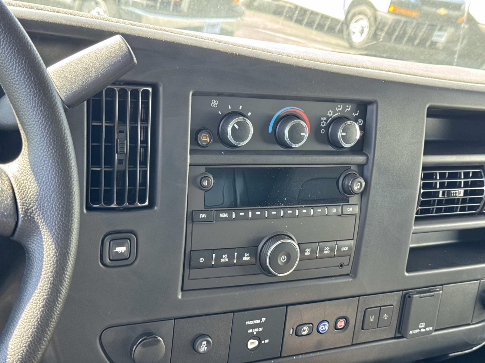 2025 Chevrolet Express Cargo Work Van - Photo 21