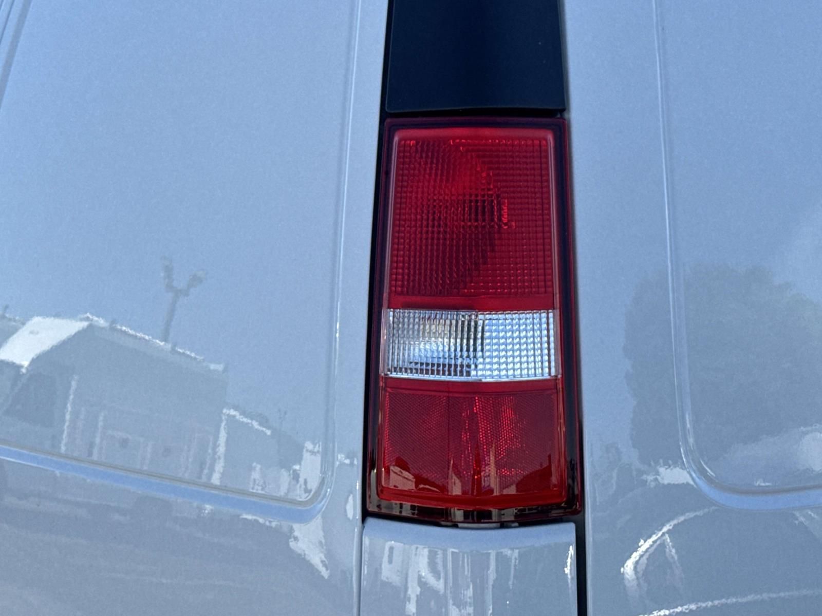 2025 Chevrolet Express Cargo Work Van - Photo 9