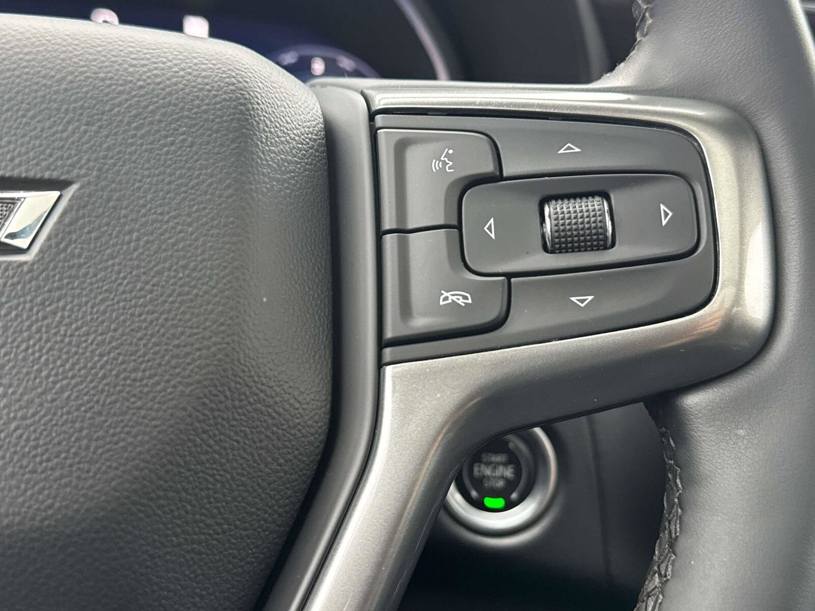 2023 Chevrolet Suburban Z71 - Photo 11
