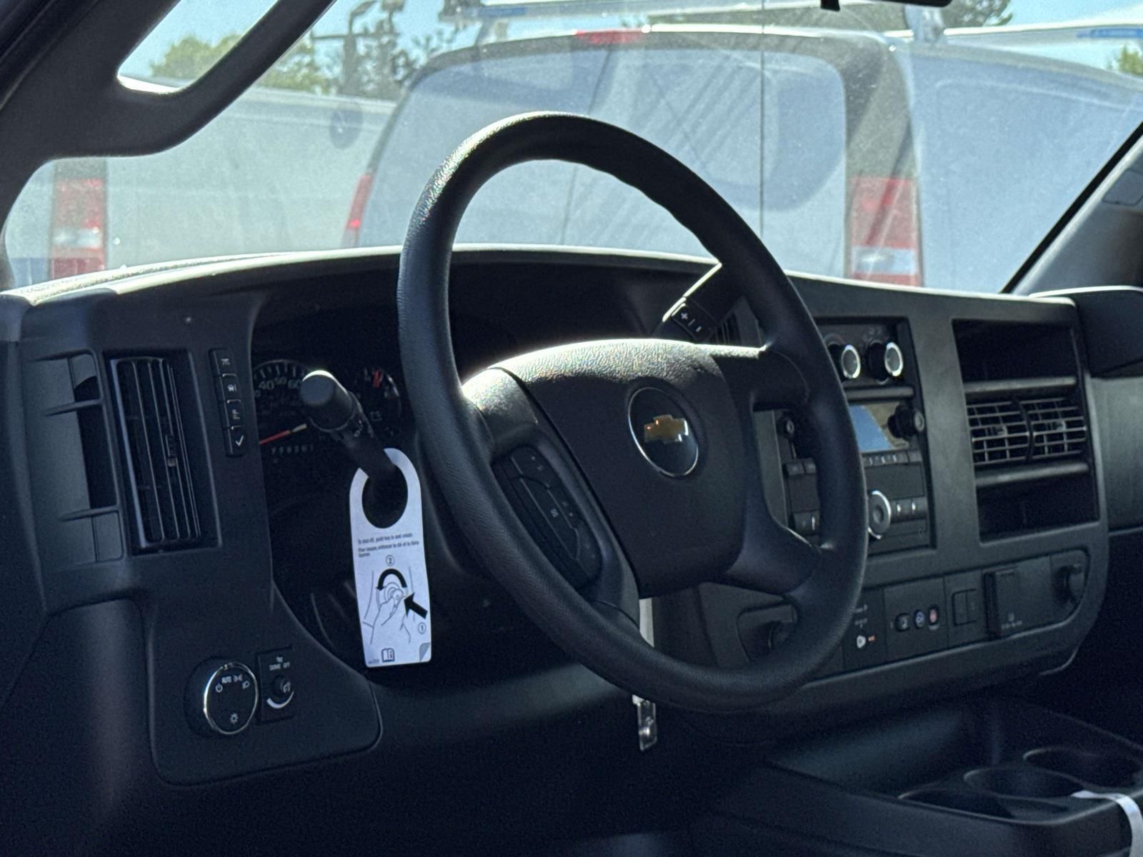 2025 Chevrolet Express Cargo Work Van - Photo 19