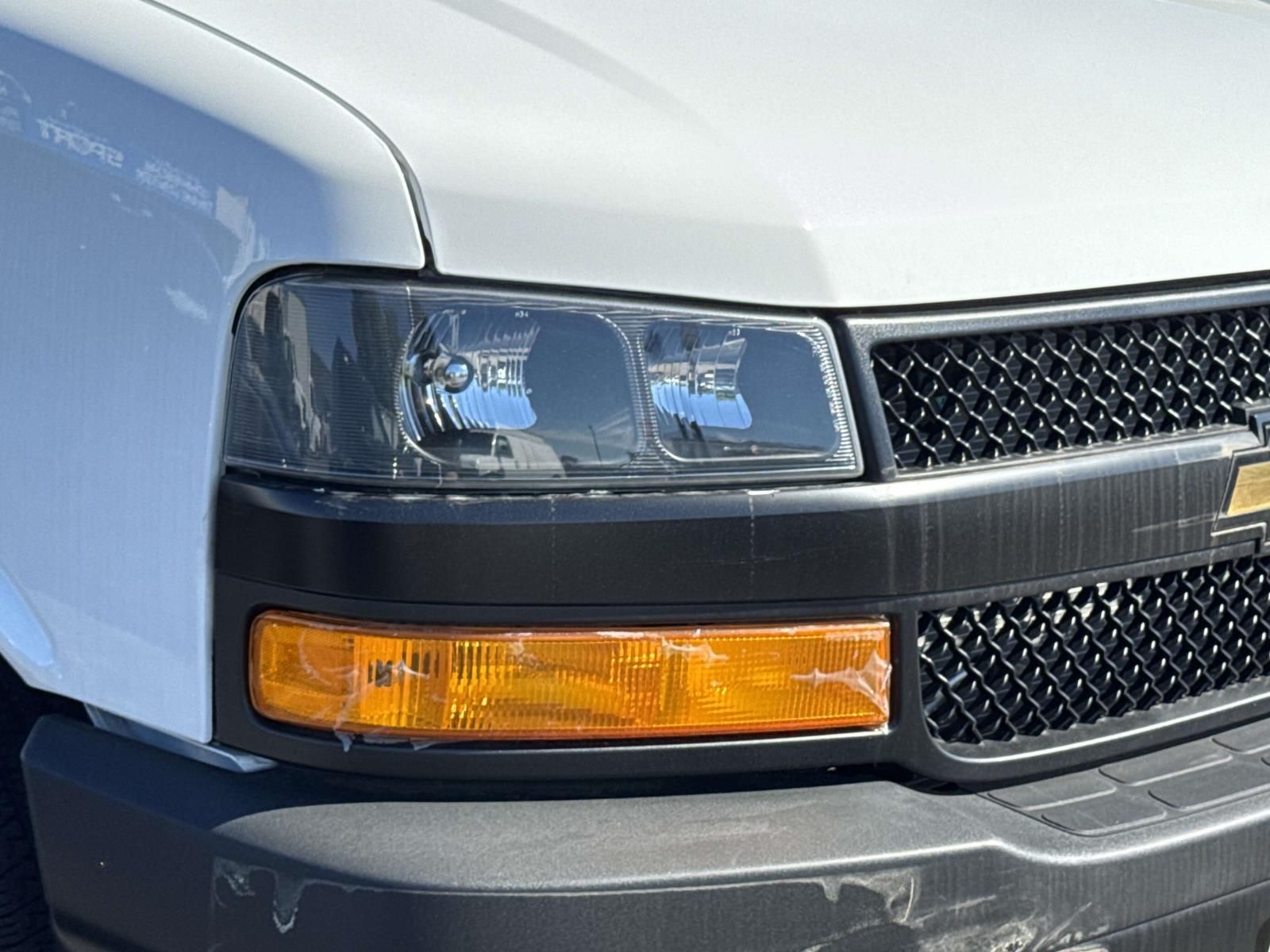 2025 Chevrolet Express Cargo Work Van - Photo 7