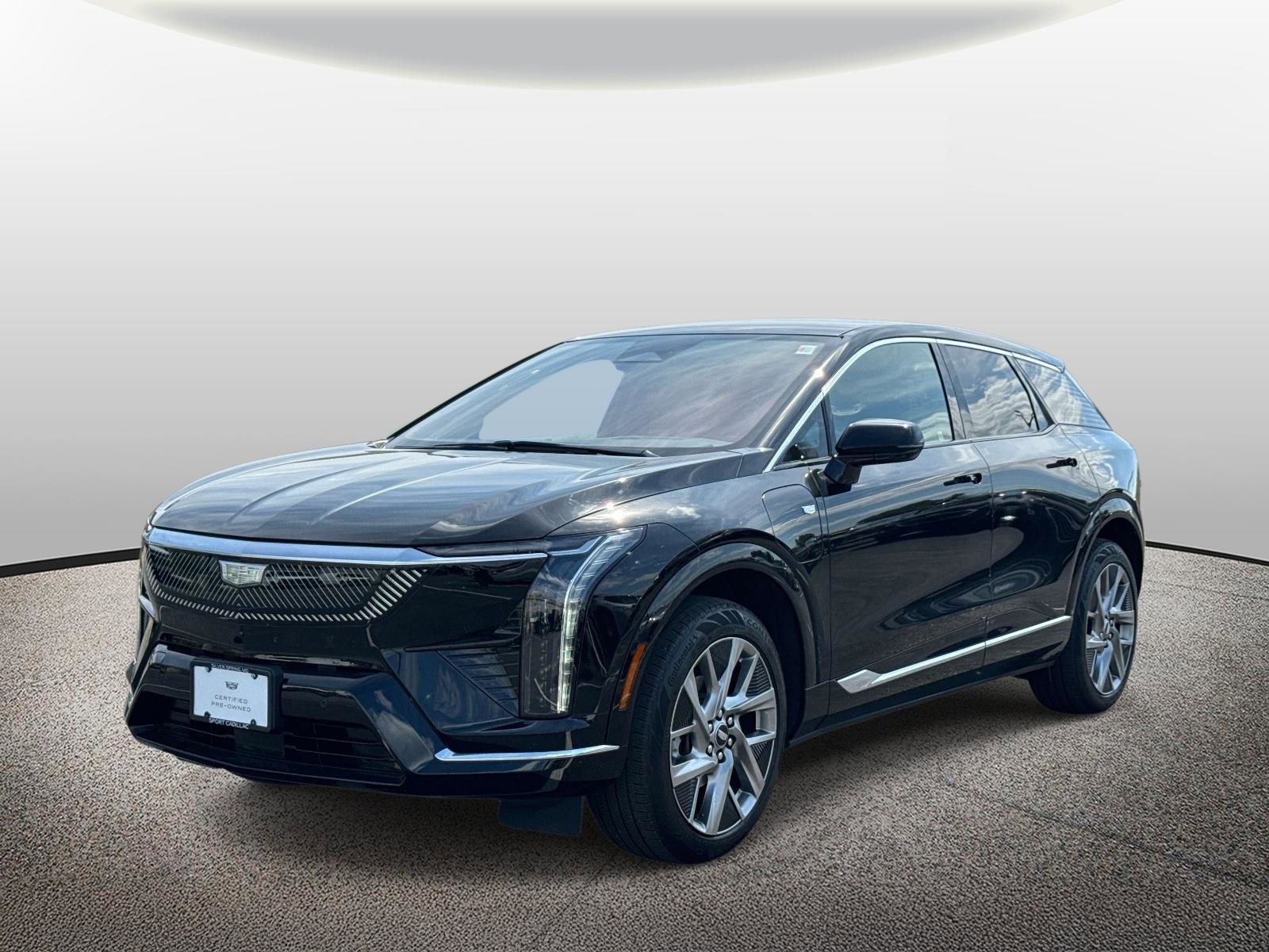 2025 Cadillac Optiq Luxury 2 AWD's photo