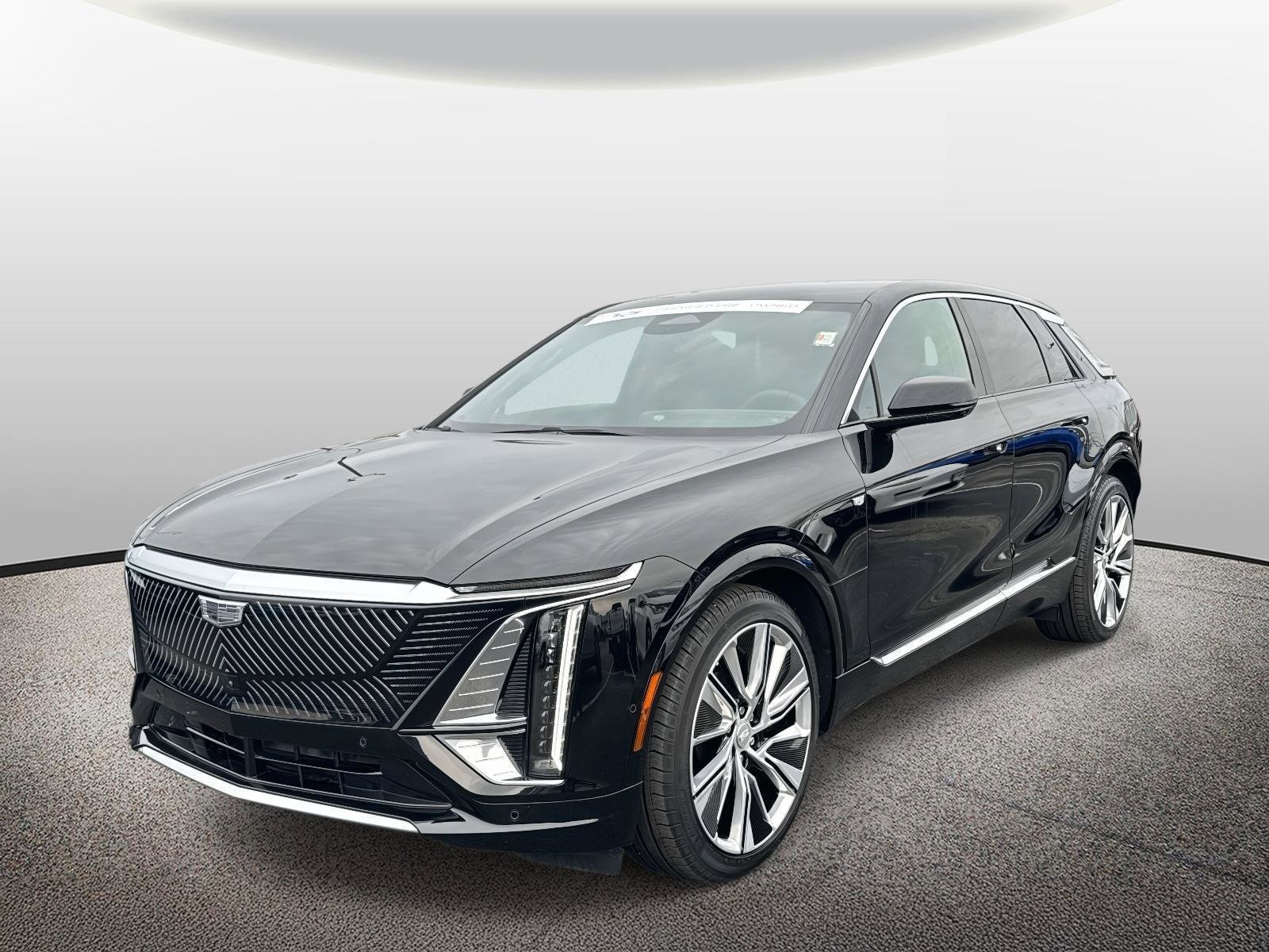 2024 Cadillac LYRIQ Luxury 3