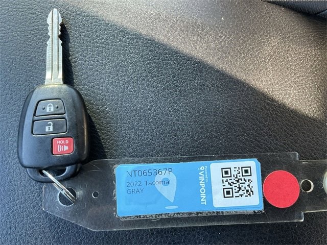 Thumbnail: 2022 Toyota Tacoma - 27