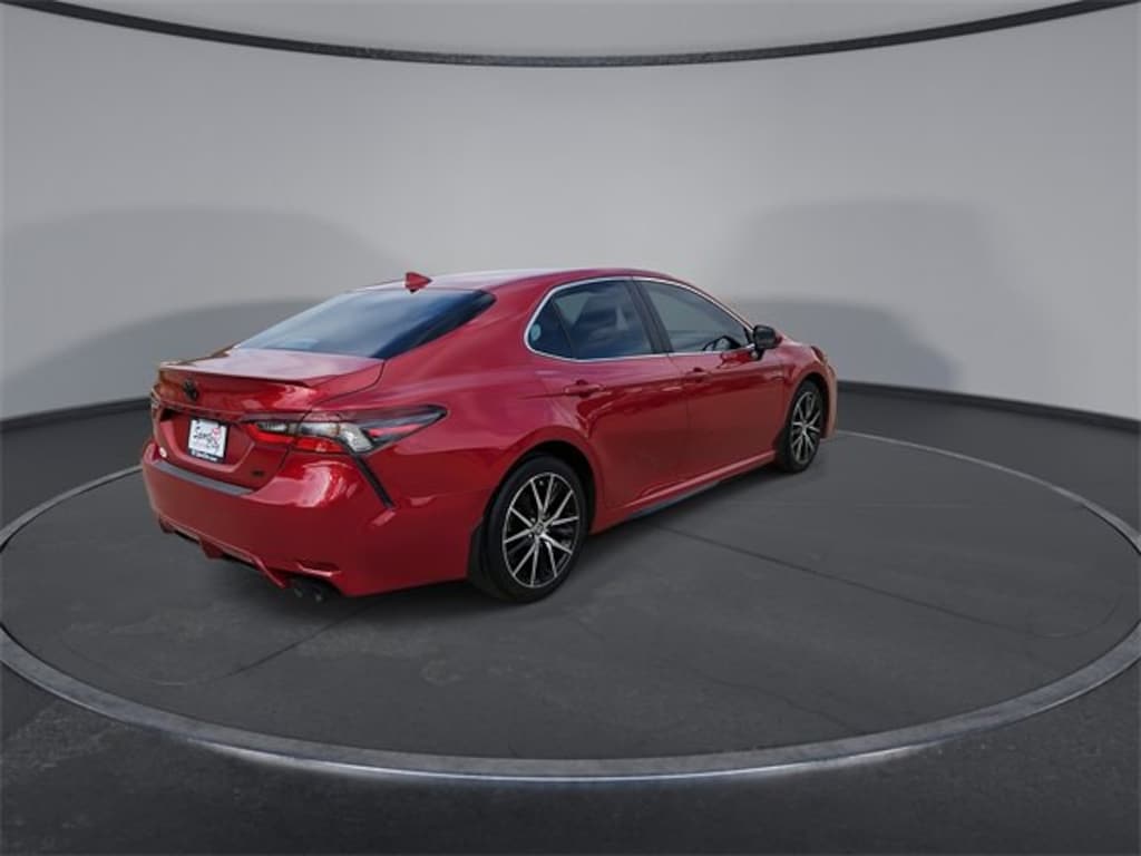 Used 2023 Toyota Camry SE Sedan