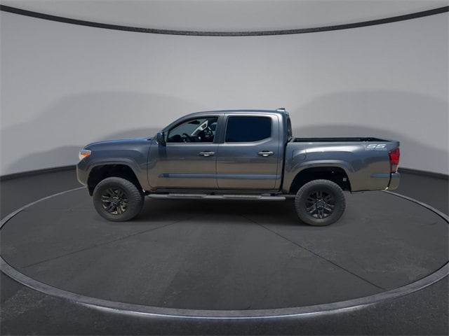 Thumbnail: 2021 Toyota Tacoma - 5