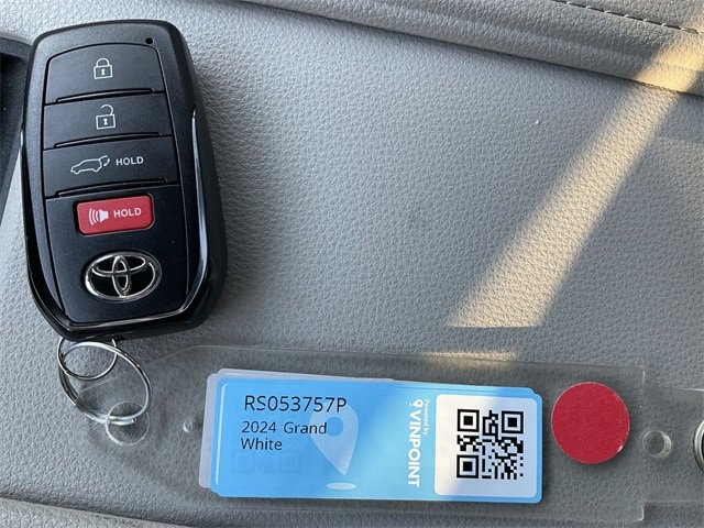 Thumbnail: 2024 Toyota Grand Highlander - 29