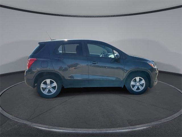 Thumbnail: 2020 Chevrolet Trax - 9