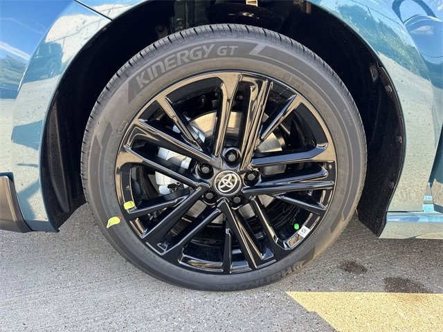 Thumbnail: 2026 Toyota Camry - 11