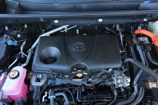 Thumbnail: 2024 Toyota RAV4 - 9