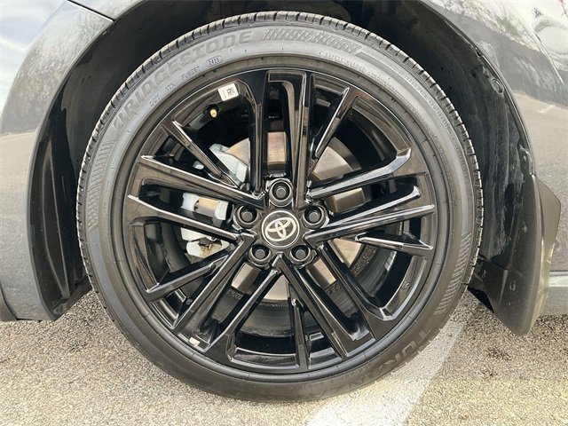 Thumbnail: 2025 Toyota Camry - 12