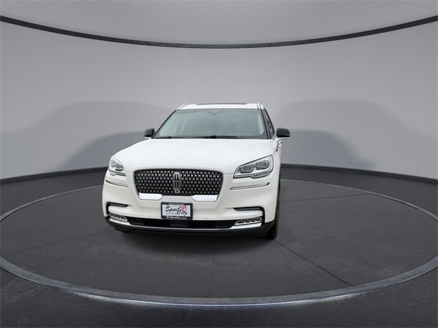 Thumbnail: 2020 Lincoln Aviator - 3