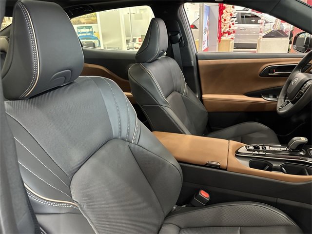 Thumbnail: 2026 Toyota Crown - 12