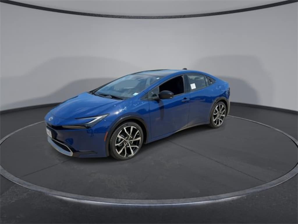 Used 2025 Toyota Prius Plug-in Hybrid XSE Premium Hatchback
