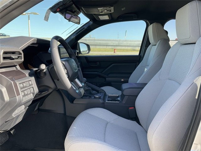 Thumbnail: 2025 Toyota 4Runner - 13